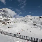 Hellochalet - The View - To Door With Matterhorn View Appartement *