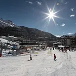 Appartement Hellochalet - The View - To Door With Matterhorn View