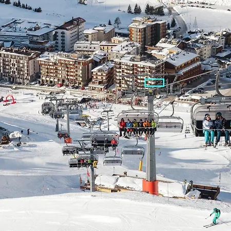 Hellochalet - The View - To Door With Matterhorn View דירה